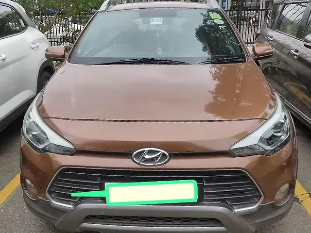 Used 2015 Hyundai i20 Active in Mumbai