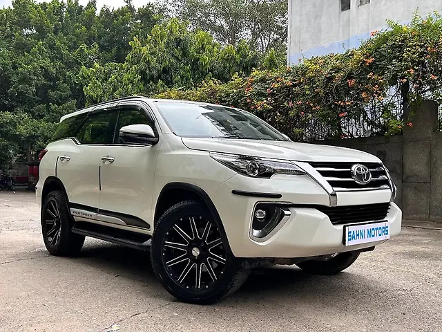 Used 2018 Toyota Fortuner in Delhi