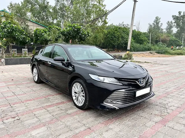 Used 2020 Toyota Camry in Delhi