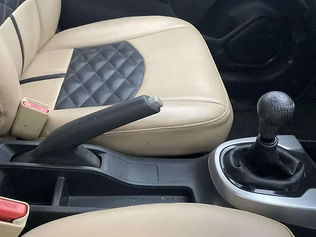 Used Honda Jazz [2015-2018] V Petrol in Pune