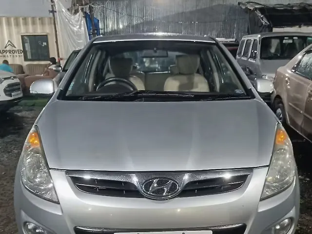 Used 2011 Hyundai i20 in Mumbai