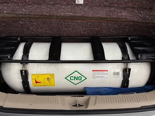 Used Maruti Suzuki Ertiga VXi (O) CNG [2022-2023] in Delhi