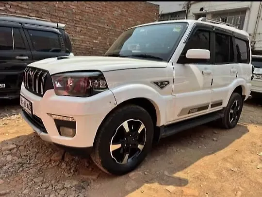 Used Mahindra Scorpio S11 MT 7S in Patna