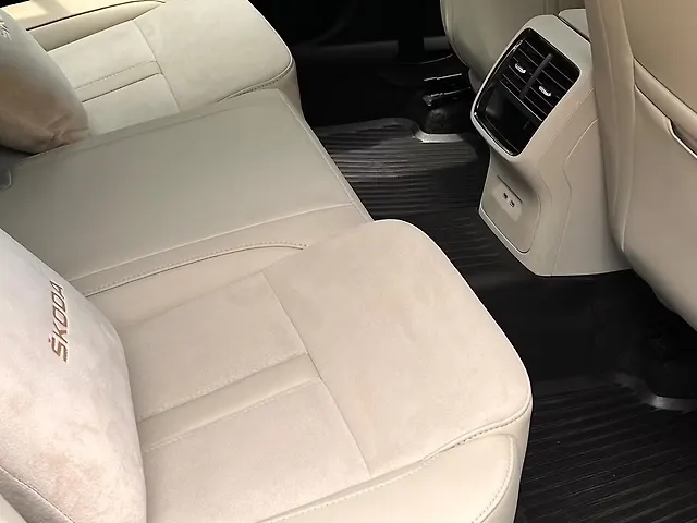 Used Skoda Octavia L&K 2.0 in Delhi