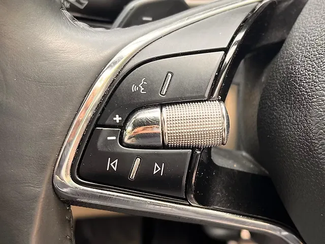 Used Skoda Octavia L&K 2.0 in Delhi