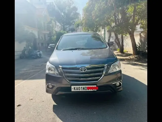 Used 2015 Toyota Innova in Bangalore