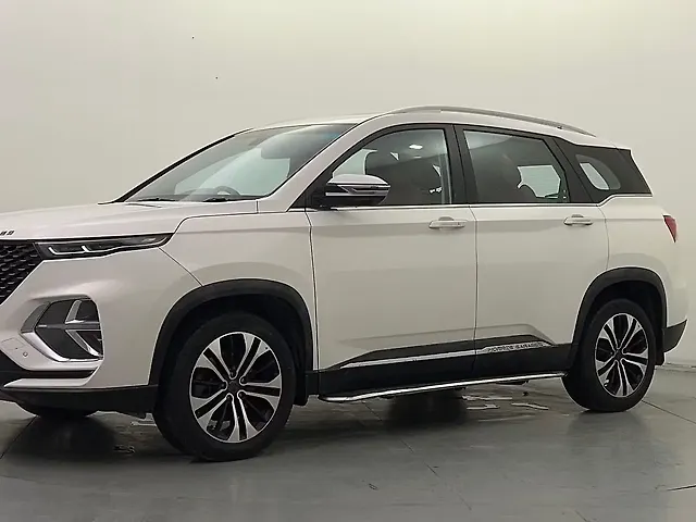 Used 2022 MG Hector Plus in Delhi