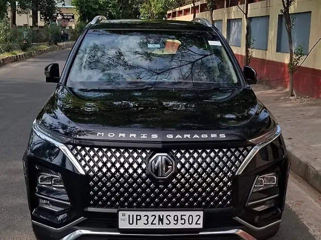 Used 2023 MG Hector Plus in Lucknow