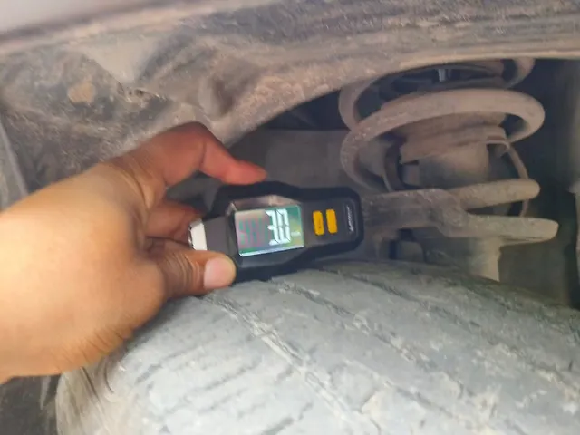Used Jeep Compass [2017-2021] Limited 1.4 Petrol AT [2017-2020] in Delhi