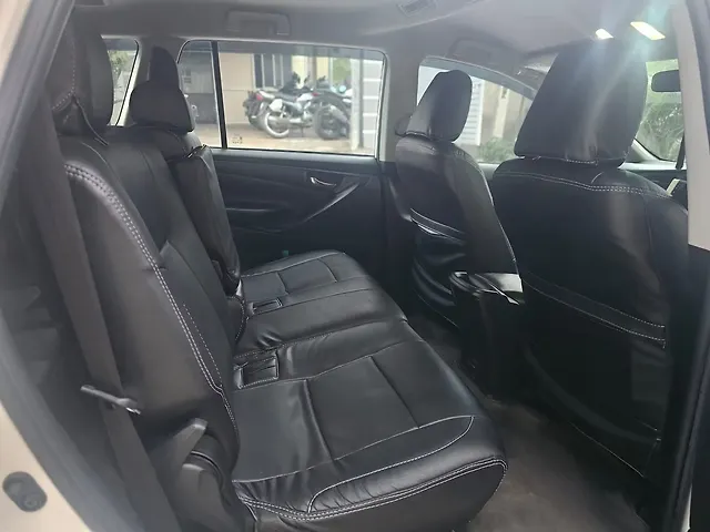 Used Toyota Innova Crysta [2016-2020] 2.4 G Plus 8 STR [2019-2020] in Hyderabad