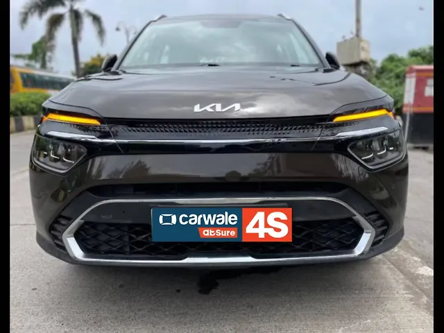 Used 2022 Kia Carens in Mumbai