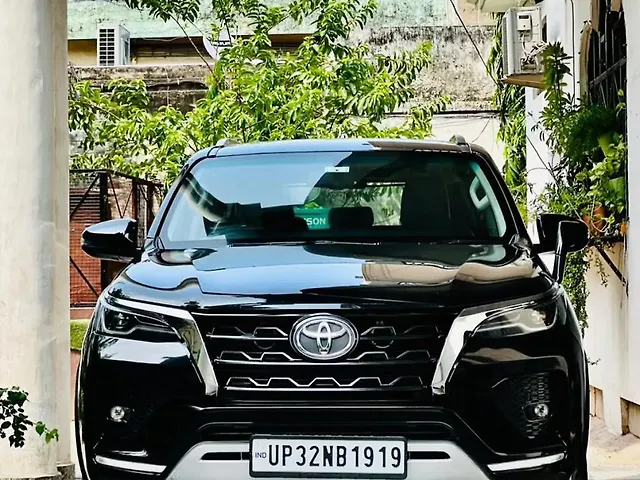 Used 2022 Toyota Fortuner in Lucknow