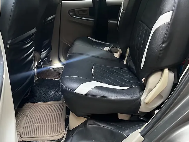 Used 2012 Toyota Innova in Mumbai