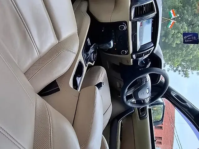 Used Ford Endeavour [2016-2019] Titanium 3.2 4x4 AT in Lucknow