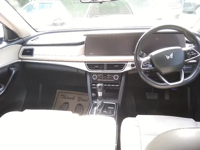 Used Mahindra XUV700 AX 7 Diesel AT 7 STR [2021] in Faridabad