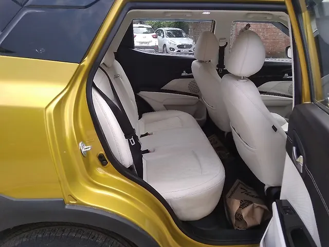 Used Mahindra XUV 3XO AX7L 1.2 Petrol in Faridabad