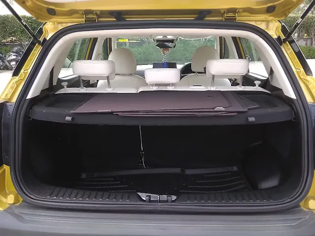 Used Mahindra XUV 3XO AX7L 1.2 Petrol in Faridabad