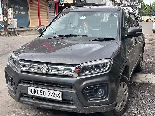 Used Maruti Suzuki Brezza Vxi AT [2022-2023] in Dehradun