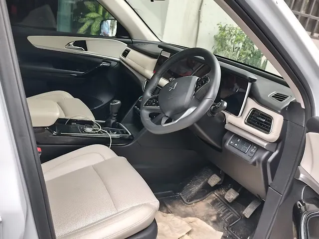Used Mahindra XUV700 AX7 Diesel MT 7 STR in Lucknow