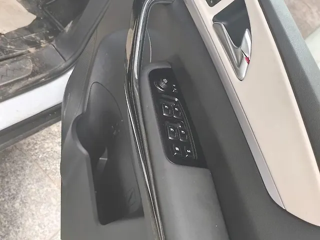 Used Mahindra XUV700 AX7 Diesel MT 7 STR in Lucknow
