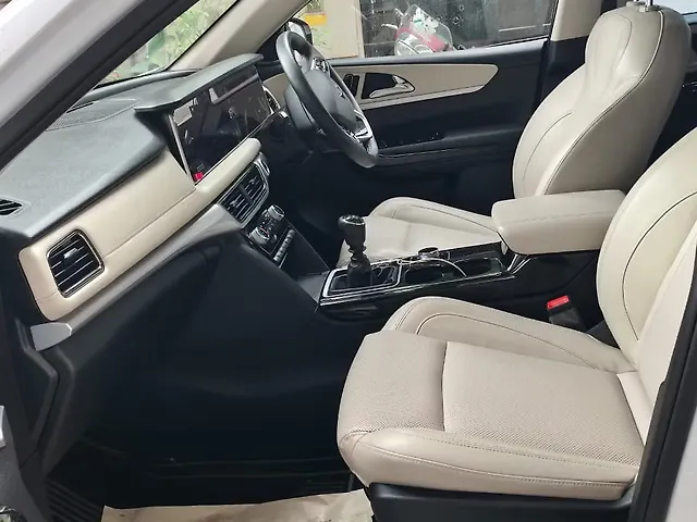 Used Mahindra XUV700 AX7 Diesel MT 7 STR in Lucknow