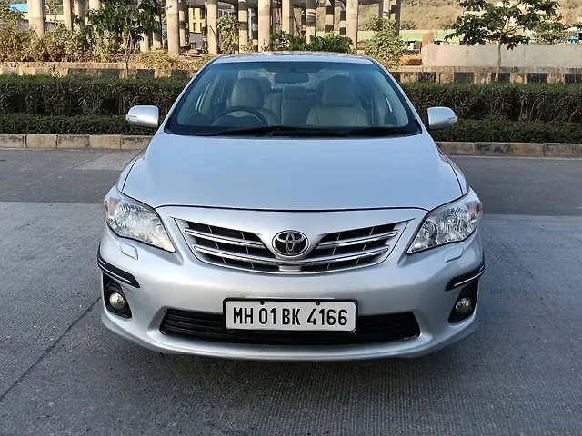 Used 2013 Toyota Corolla Altis in Mumbai