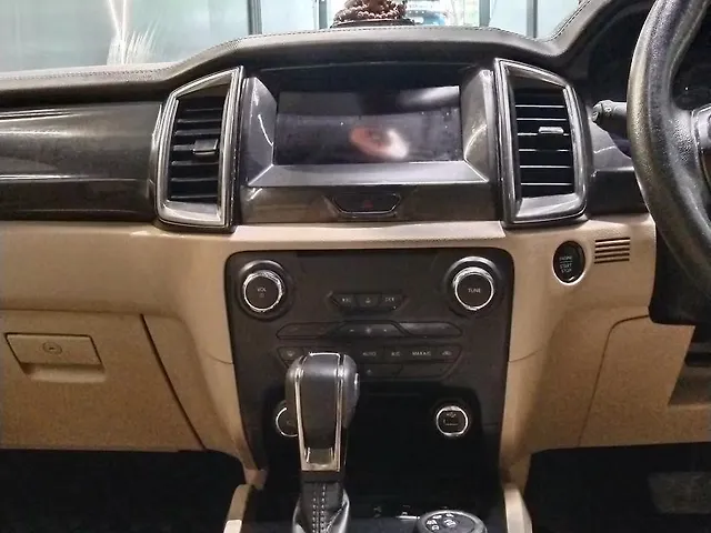 Used Ford Endeavour Titanium Plus 2.0 4x4 AT in Delhi