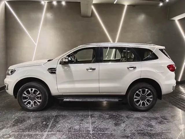 Used Ford Endeavour Titanium Plus 2.0 4x4 AT in Delhi