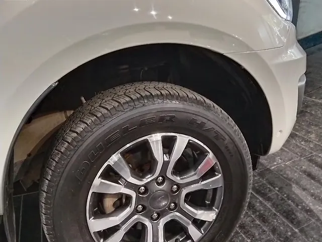 Used Ford Endeavour Titanium Plus 2.0 4x4 AT in Delhi