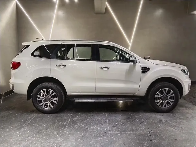 Used Ford Endeavour Titanium Plus 2.0 4x4 AT in Delhi