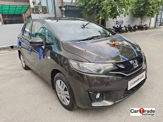 Used 2015 Honda Jazz in Noida