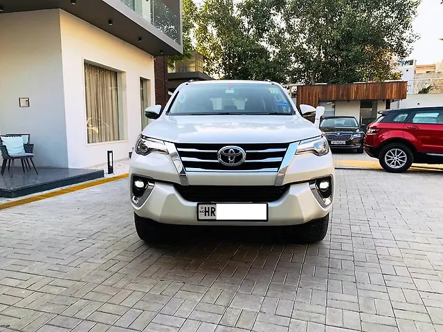 Used 2019 Toyota Fortuner in Delhi