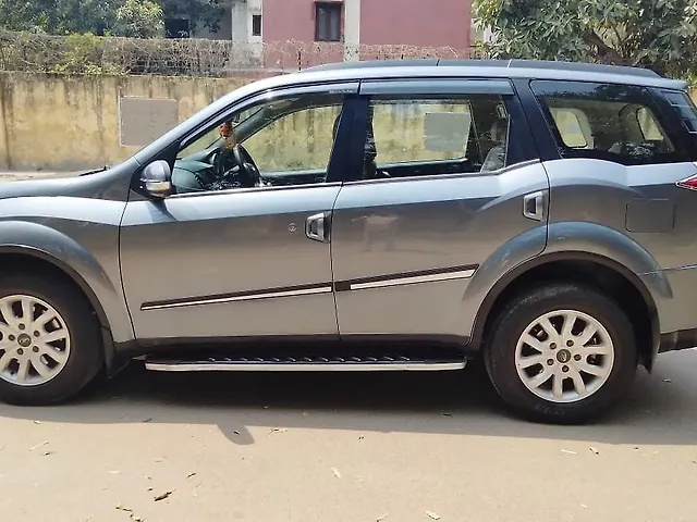Used Mahindra XUV500 [2015-2018] W6 AT in Delhi