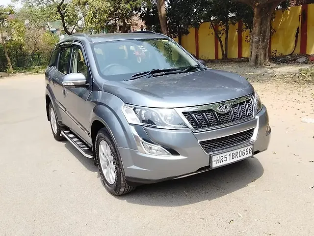 Used Mahindra XUV500 [2015-2018] W6 AT in Delhi