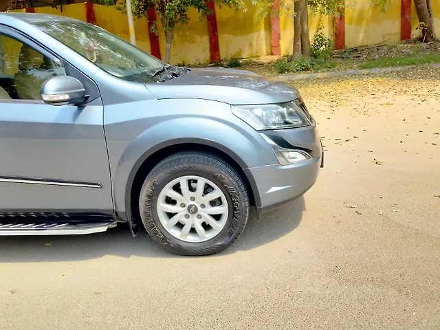 Used Mahindra XUV500 [2015-2018] W6 AT in Delhi