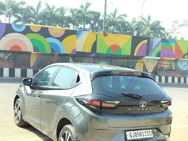 Used Tata Altroz [2020] [2020-2025] XZ Plus Diesel [2021-2023] in Surat