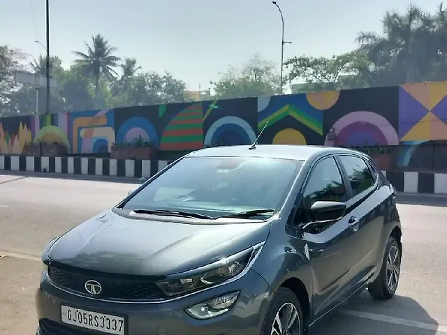 Used Tata Altroz [2020] [2020-2025] XZ Plus Diesel [2021-2023] in Surat
