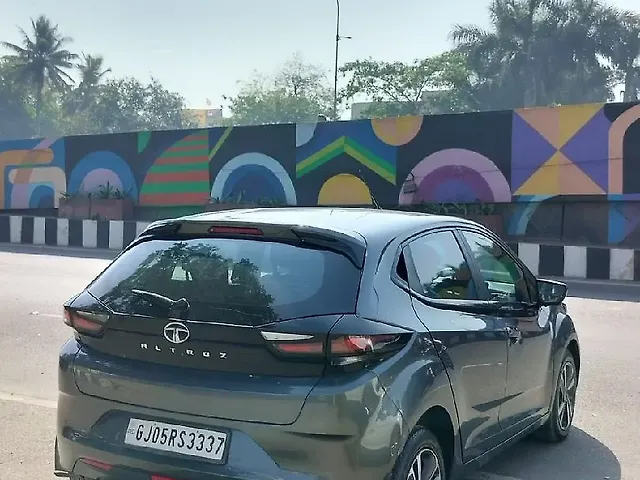 Used Tata Altroz [2020] [2020-2025] XZ Plus Diesel [2021-2023] in Surat
