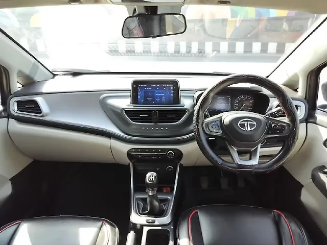 Used Tata Altroz [2020] [2020-2025] XZ Plus Diesel [2021-2023] in Surat