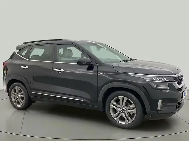 Used 2020 Kia Seltos in Pune