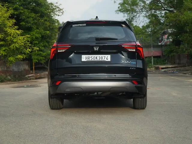 Used Mahindra XUV700 AX5 Diesel AT 7 STR in Delhi