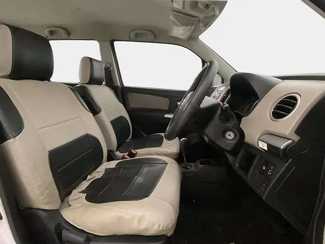 Used Maruti Suzuki Wagon R 1.0 [2014-2019] VXI AMT in Ahmedabad