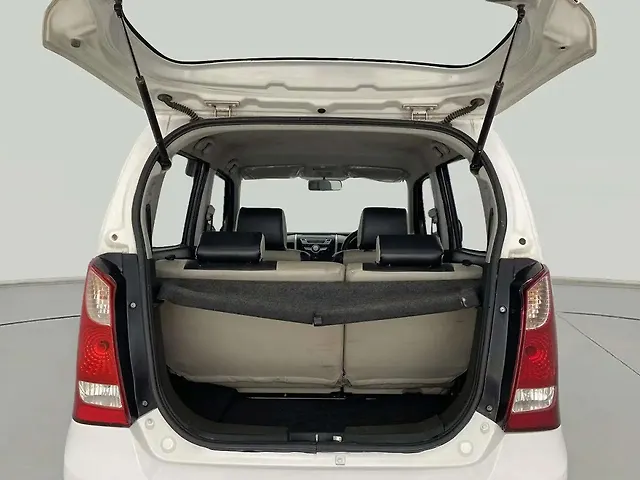 Used Maruti Suzuki Wagon R 1.0 [2014-2019] VXI AMT in Ahmedabad
