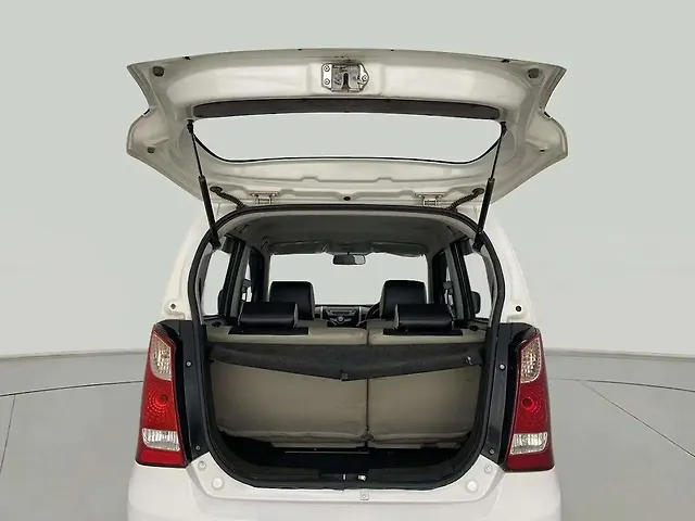 Used Maruti Suzuki Wagon R 1.0 [2014-2019] VXI AMT in Ahmedabad