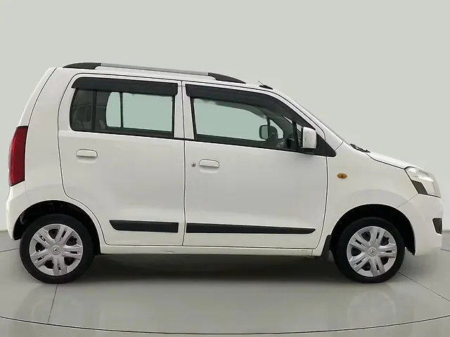 Used Maruti Suzuki Wagon R 1.0 [2014-2019] VXI AMT in Ahmedabad