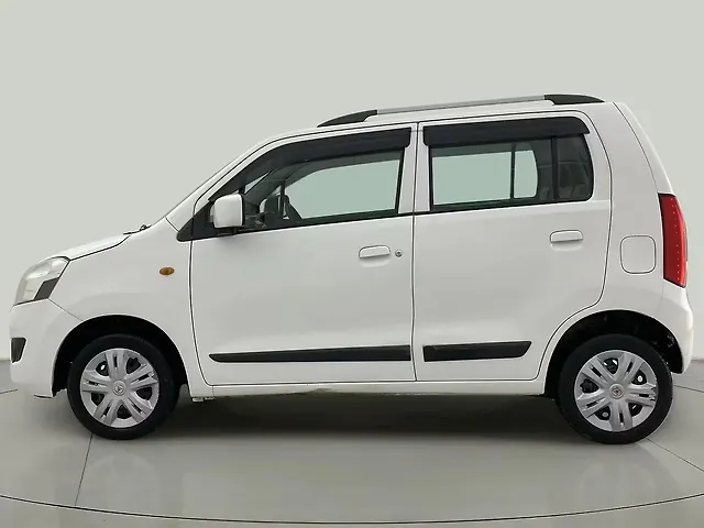 Used Maruti Suzuki Wagon R 1.0 [2014-2019] VXI AMT in Ahmedabad