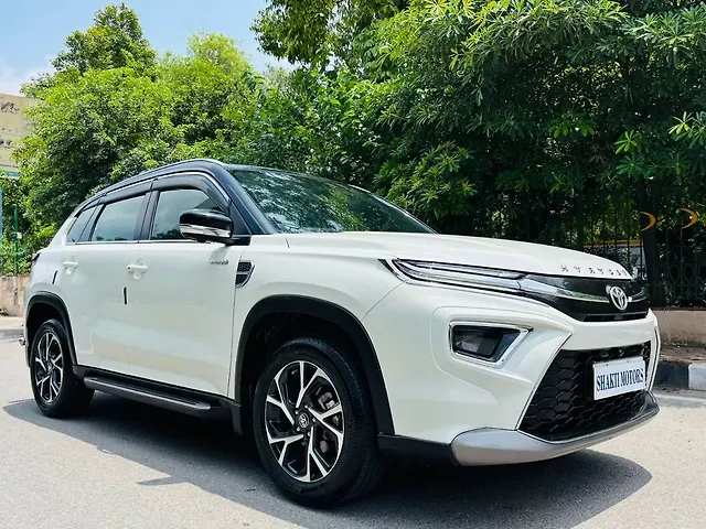 Used 2023 Toyota Urban Cruiser Hyryder in Delhi