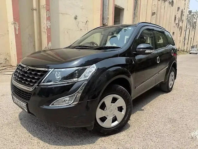 Used Mahindra XUV500 W5 [2018-2020] in Delhi
