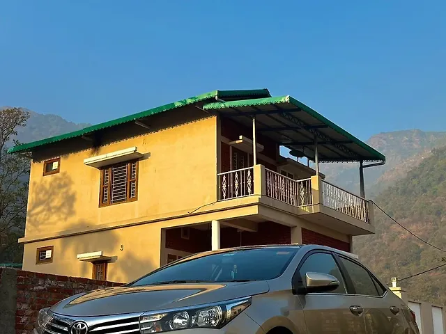 Used 2014 Toyota Corolla Altis in Dehradun