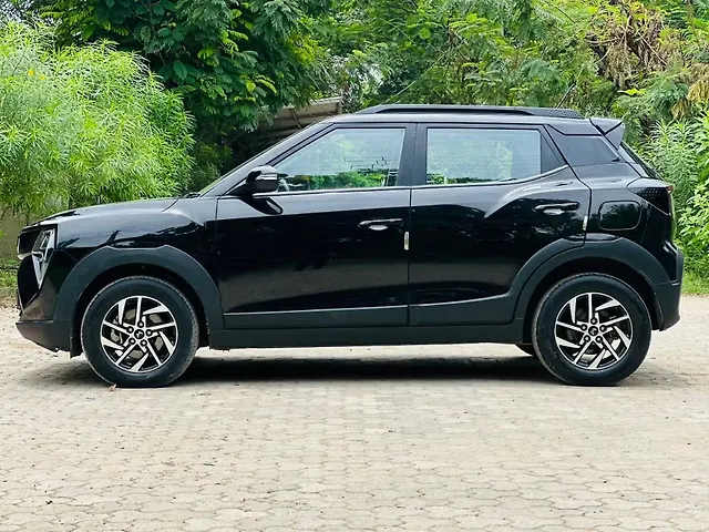 Used Mahindra XUV 3XO AX5 1.5 Diesel in Ahmedabad